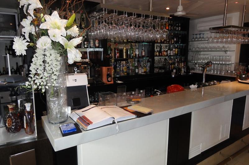 CHIC FRONT LINE PUERTO DE ANDRATX RESTAURANT